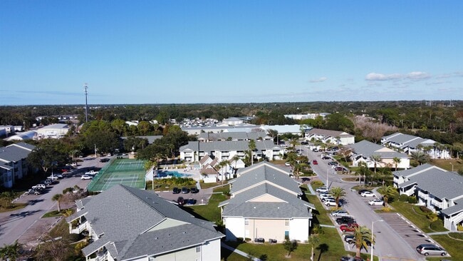 Building Photo - 455 US-19 ALT