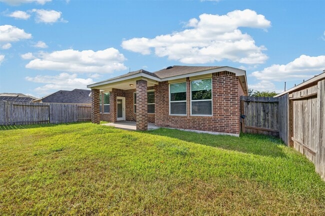 Building Photo - 16131 Sommerall Creek Ln