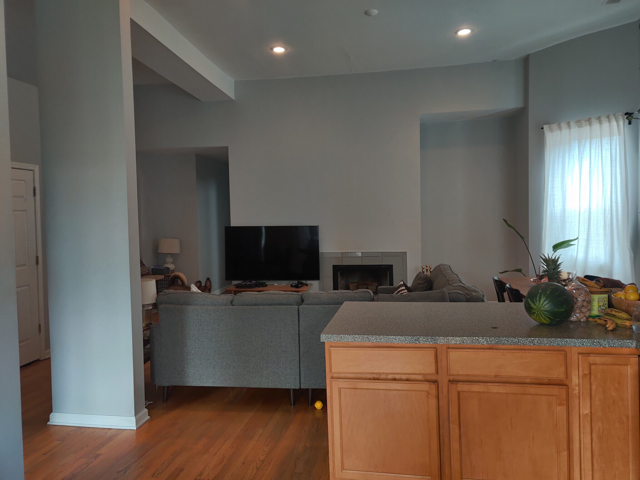 Living/dining room - 1222 E 64th St