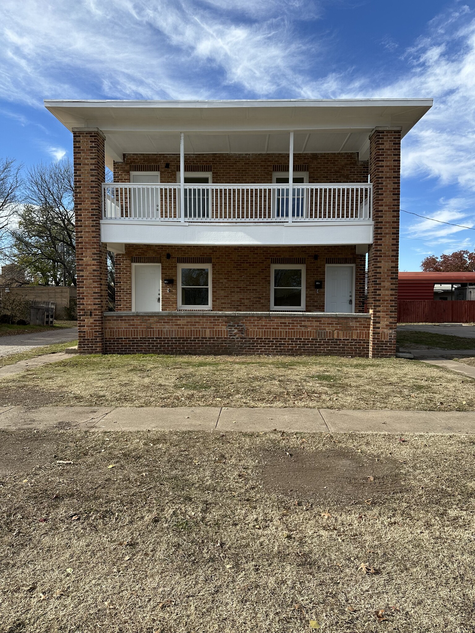 Building Photo - 108 S Osage St