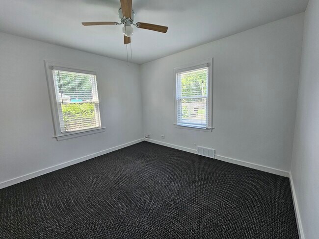 Building Photo - 610 Wildwood Ave