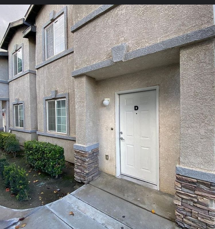 Building Photo - 600 Hosking Ave