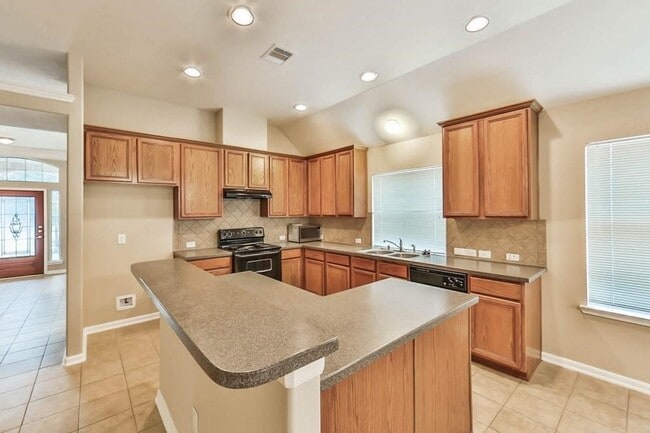 Building Photo - 20542 Avery Grove Ct