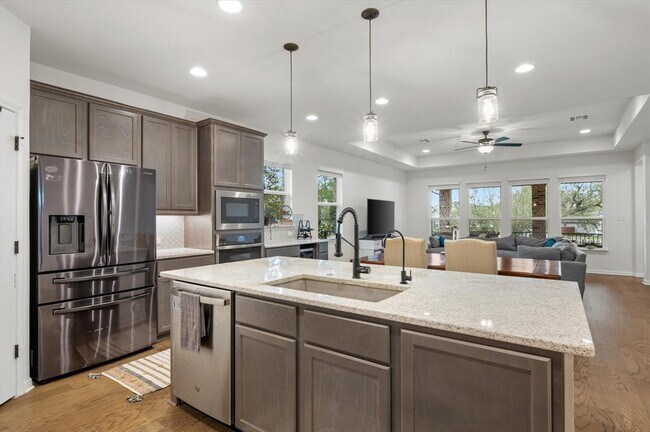 Building Photo - 111 Beryl Wy