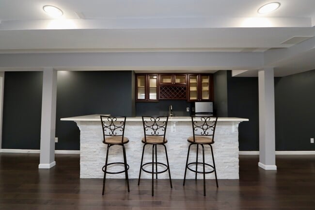 Building Photo - 2969 Columbia Dr