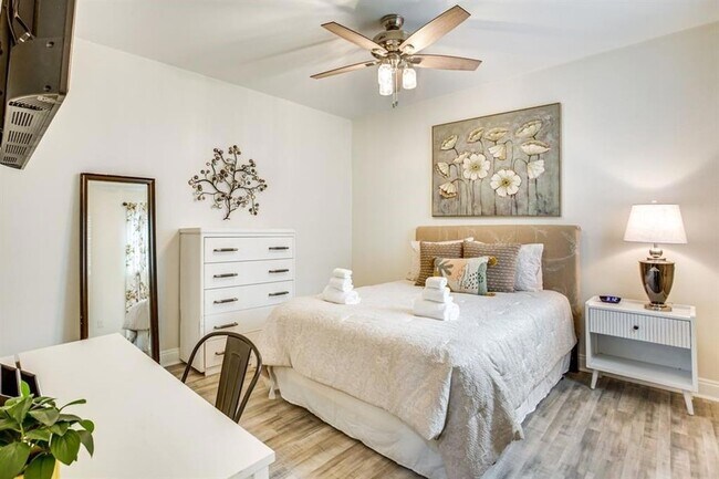 Building Photo - 2102 Philip St