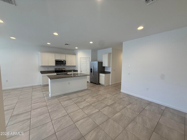 Building Photo - 1723 W Sombra Ave