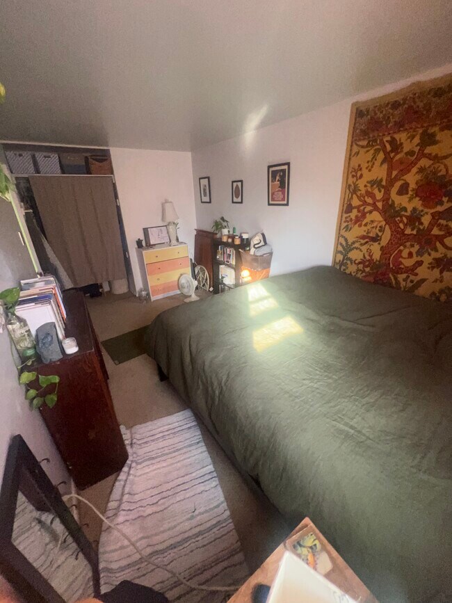 2nd Bedroom - 5412 Hermit Ter