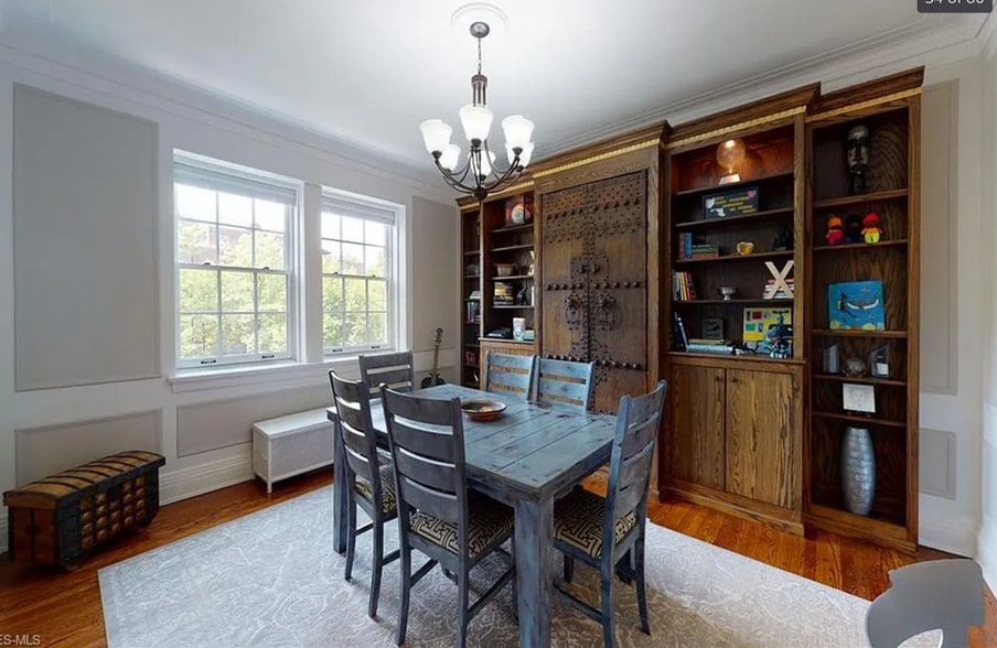 Dinning Room - 13615 Shaker Blvd
