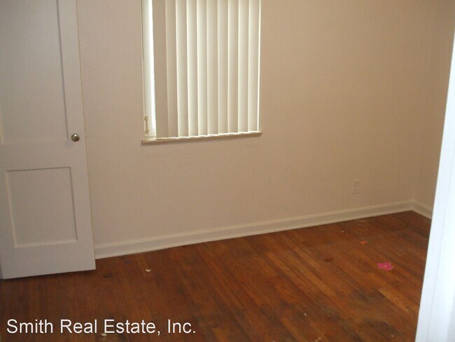 Building Photo - 4 br, 2 bath House - 925 Fulton St