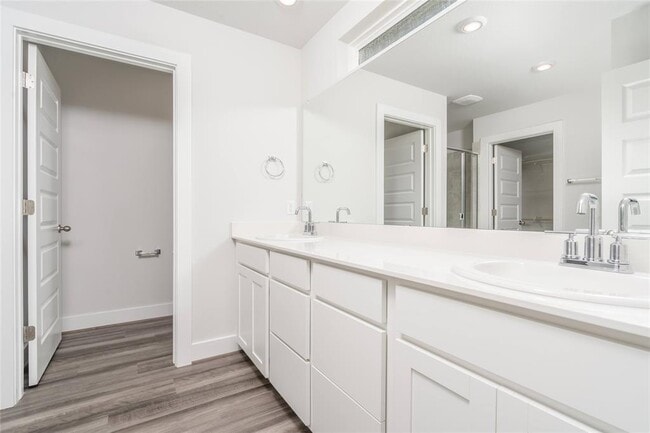 Building Photo - 7213 Harmony Shoals Bnd