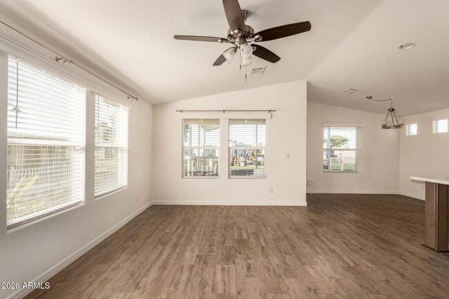 Building Photo - 10810 N 91st Ave