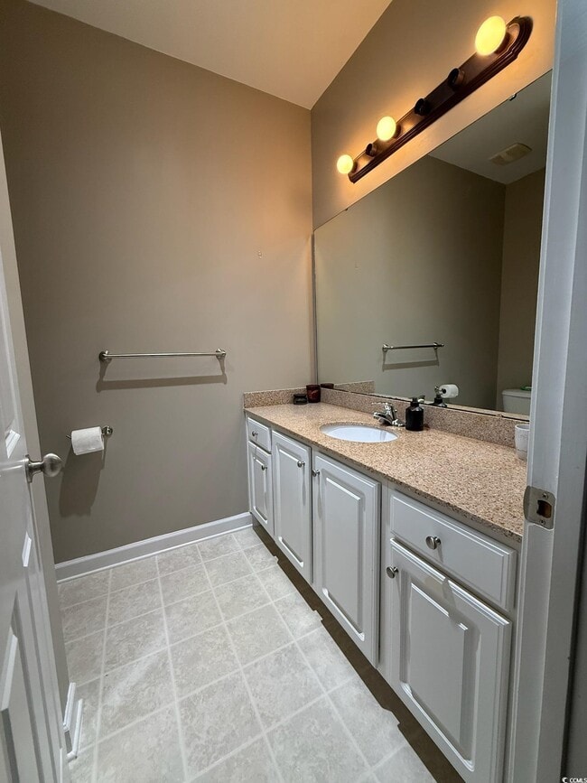 Building Photo - 926 Price Ln