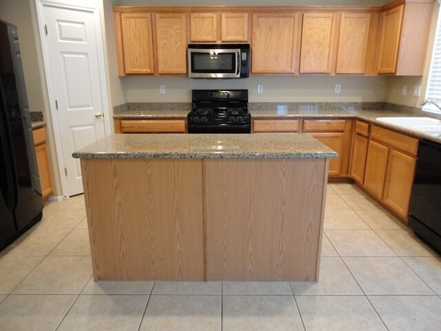 Building Photo - 8847 Diamond Wood Court