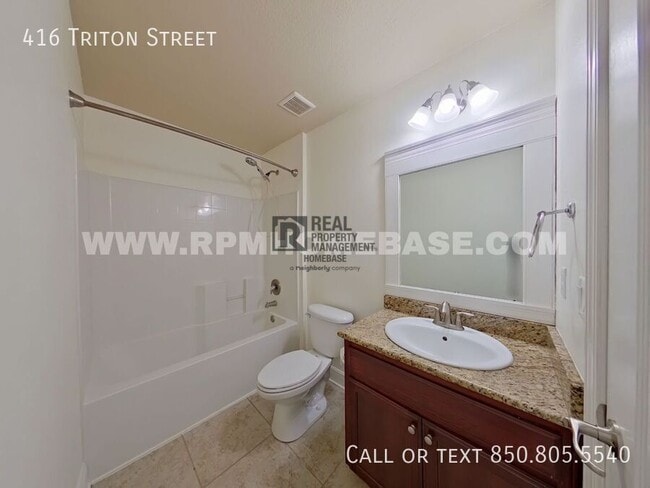 Building Photo - 416 Triton St