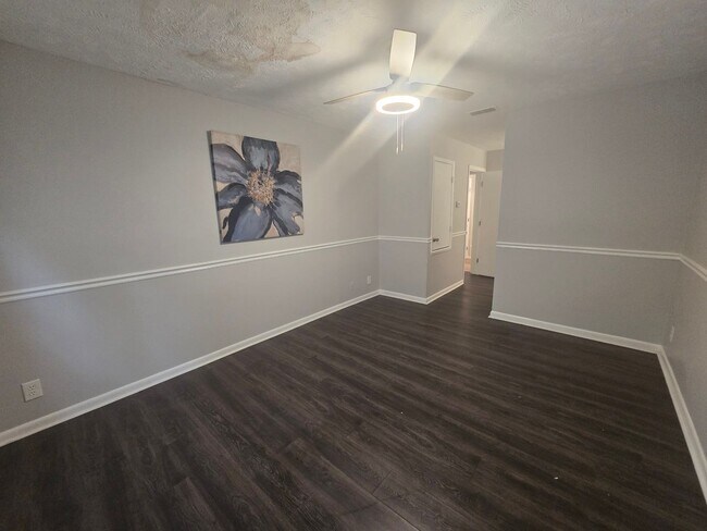 Building Photo - 6764 Willowbrook Dr