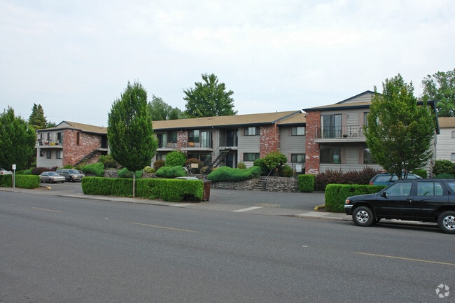 Primary Photo - Bainbridge