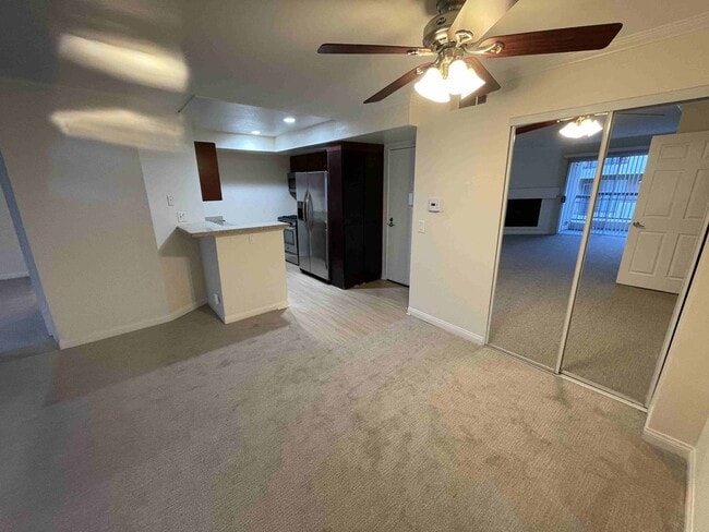 Building Photo - FULLY UPGRADED TWO BEDROOM IN LUXURIOUS COMPLEX!