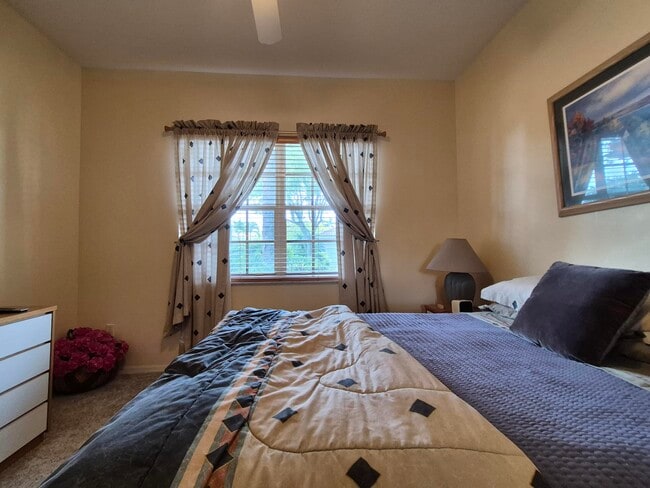 Building Photo - 12654 Via Ravenna