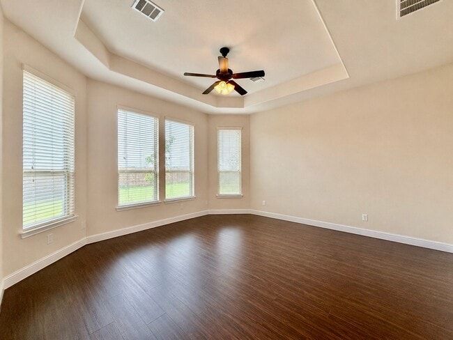 Building Photo - 7742 Candlelight Park Ln