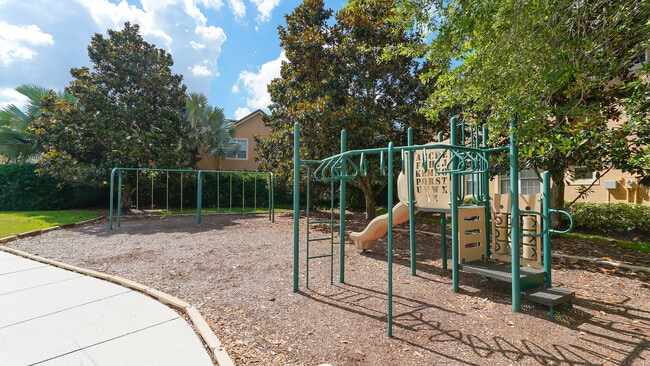 Building Photo - 8280 Villa Grande Ct