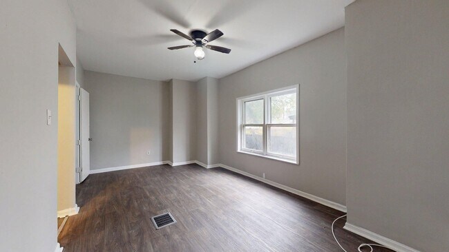 Building Photo - 3889 W.33rd