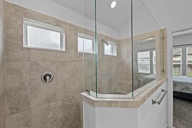Building Photo - 166 Coronella Dr
