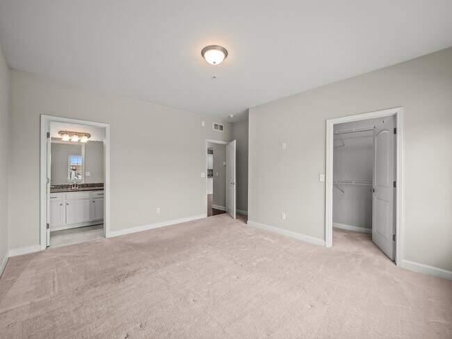 Building Photo - 5508 Arbor Chase Dr