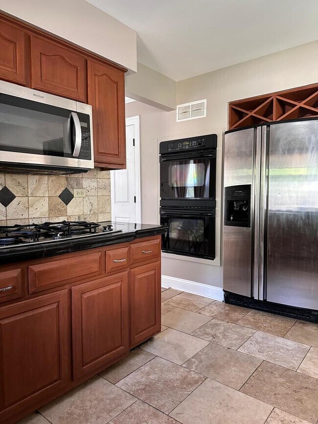 Building Photo - 1810 Maserati Dr