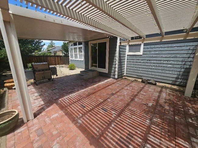Building Photo - 7873 Morro Ave