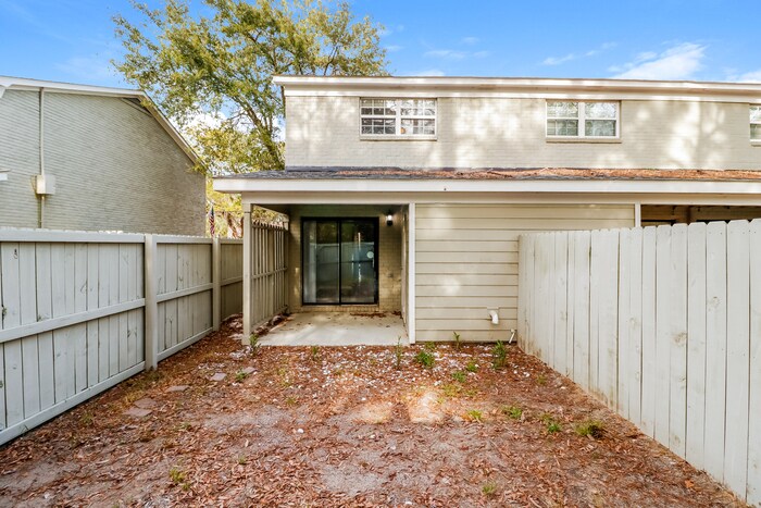 Building Photo - 845 Von Kolnitz Rd