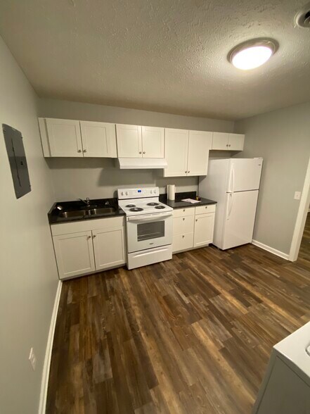 Kitchen view 3 - 1205 Redden Ln