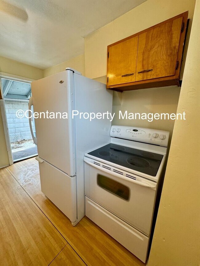 Building Photo - 1265-1265 1/2 Farrell