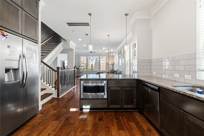 Building Photo - 6759 Highclere Manor Ln