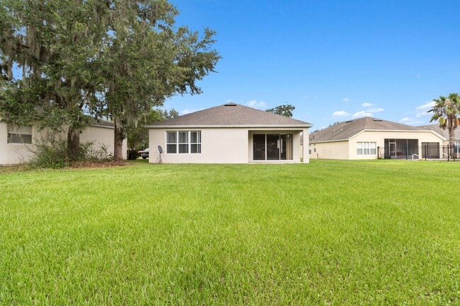 Building Photo - MOVE-IN SPECIAL- Nice 3/2 with Bonus Room ...