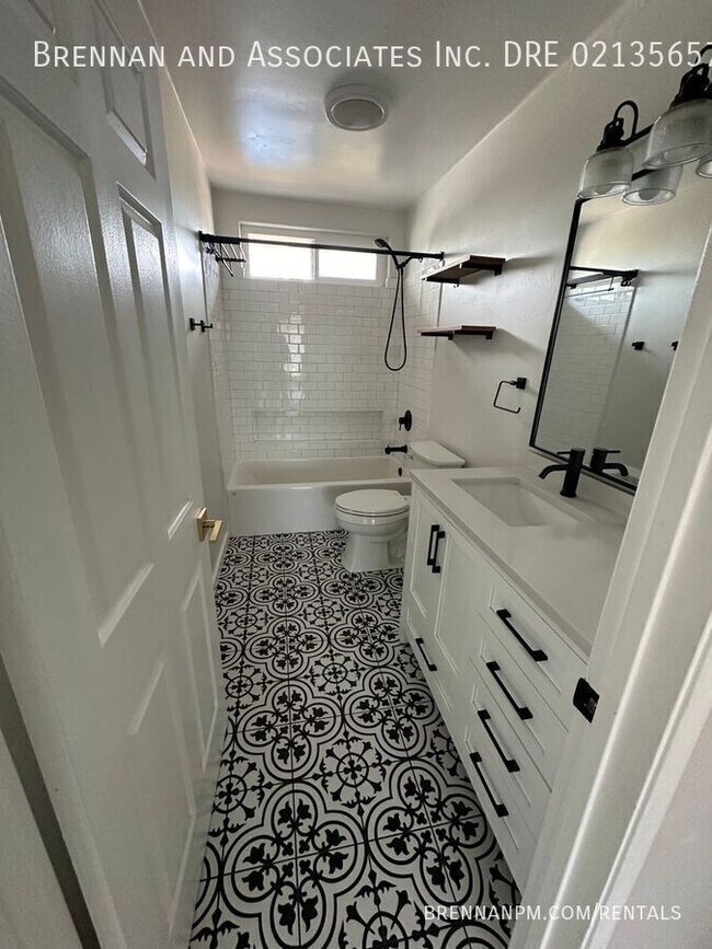 Building Photo - 2861 B St