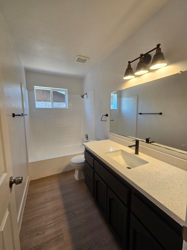 Building Photo - 4532 E Caballero Cir