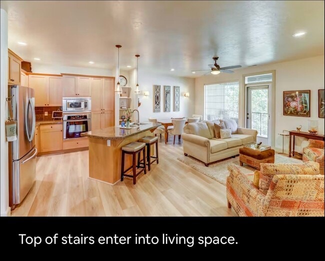 Building Photo - 1294 E Winding Creek Dr