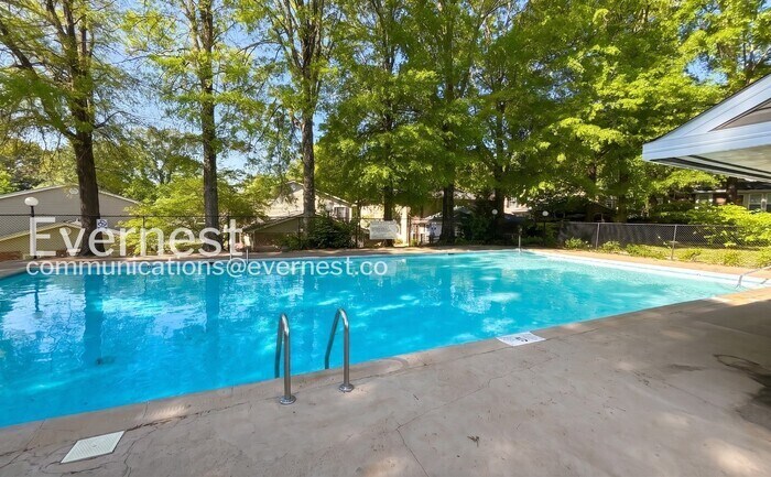 Building Photo - 3966 N Quail Ln