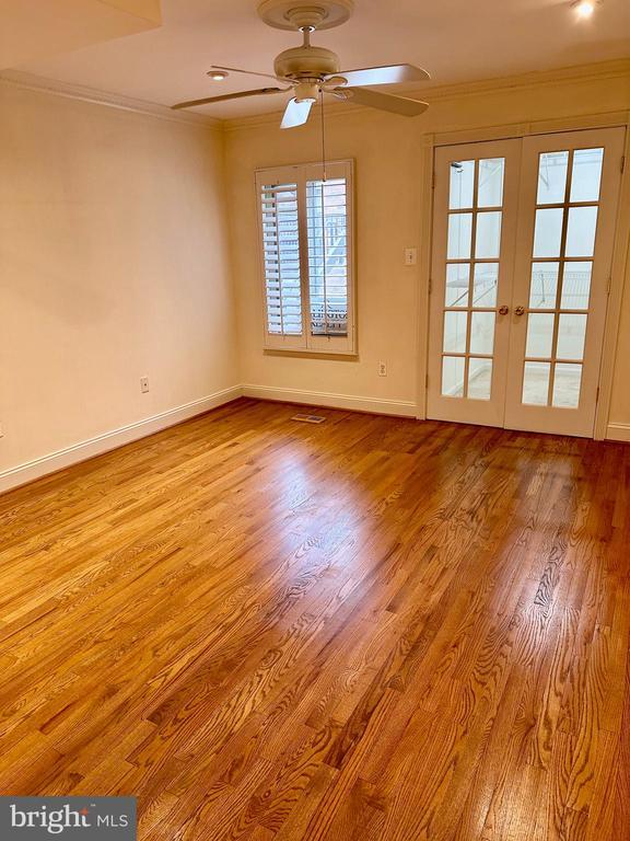 Building Photo - 1741 S Hayes St