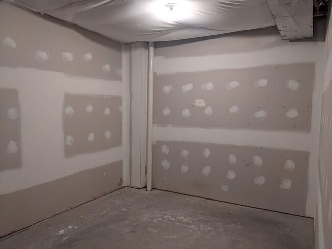 Building Photo - 3 Bedroom Townhouse for Rent in Waynesboro!