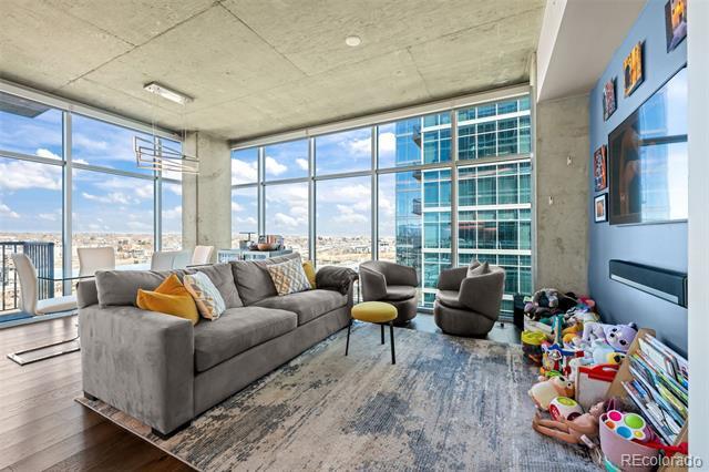 Building Photo - 1700 Bassett St