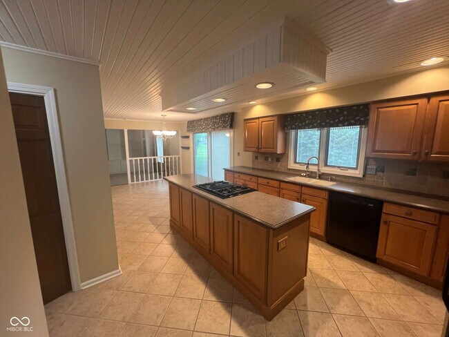 Building Photo - 12748 Limberlost Dr