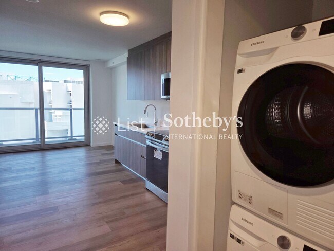 Building Photo - The Park on Keeaumoku #1310R | Honolulu, HI