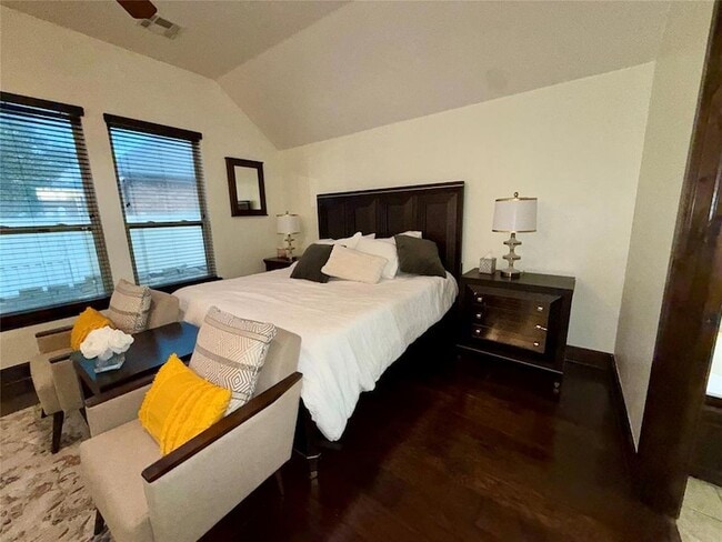 Building Photo - 16616 Moorgate Ln