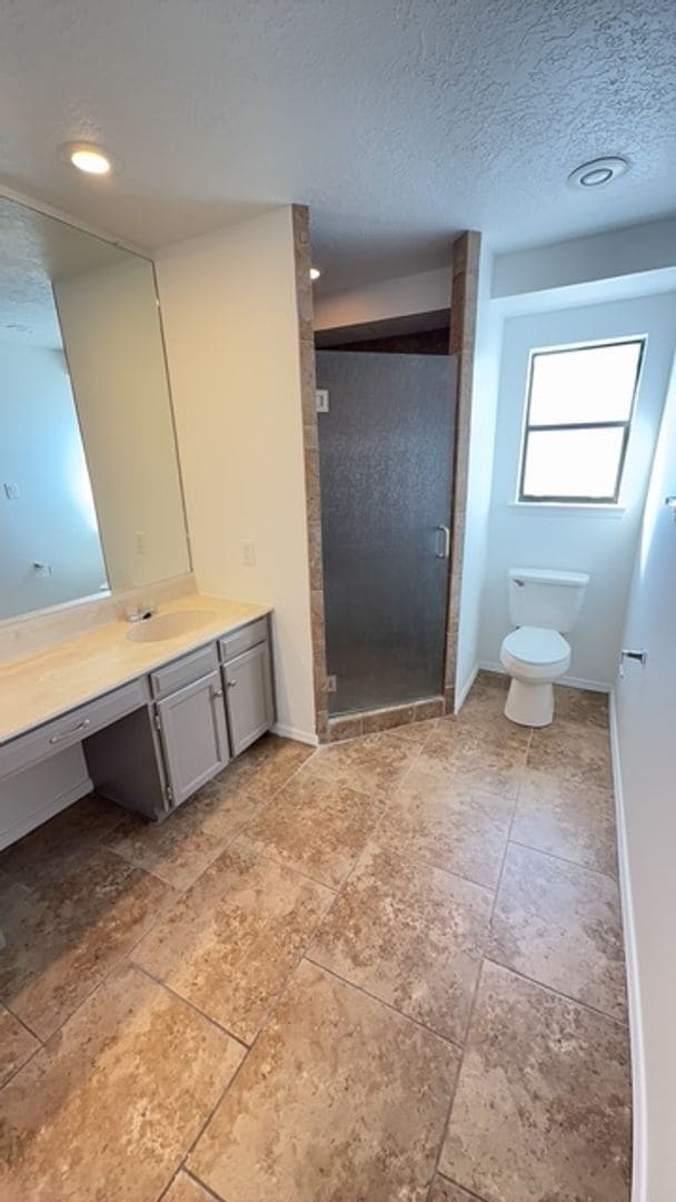 Building Photo - Total Face Lift on this beautiful NE Heights 3 Bedroom 2 Bathroom 2 Car Garage