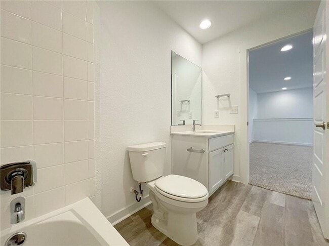 Building Photo - 2316 Clemence Ln