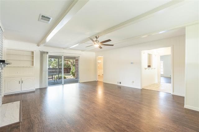 Building Photo - 2217 Sylvan Dr