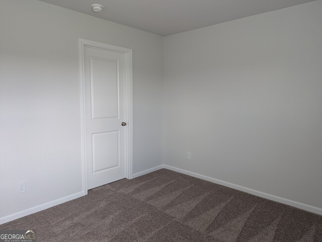 Building Photo - 115 Stillhouse Dr