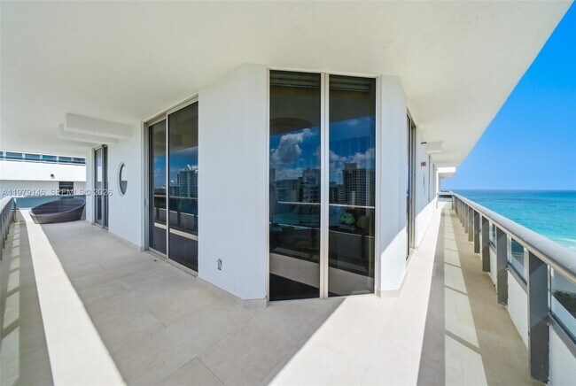 Building Photo - 5801 Collins Ave